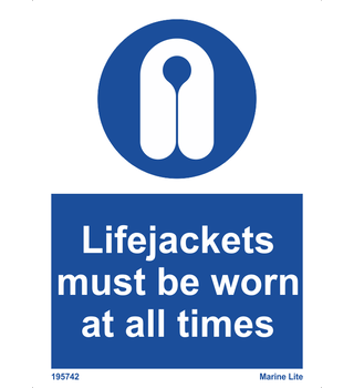 Lifejackets must be worn at all times 195742 335742