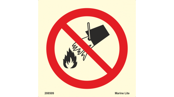 Do not extinguish with water 208509 PSS010